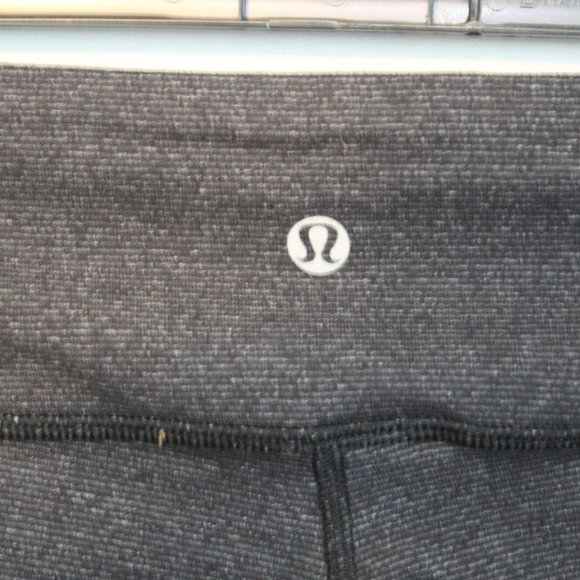 Lululemon Wunder Under Crop Yoga Pants H10904 - Picture 4 of 6